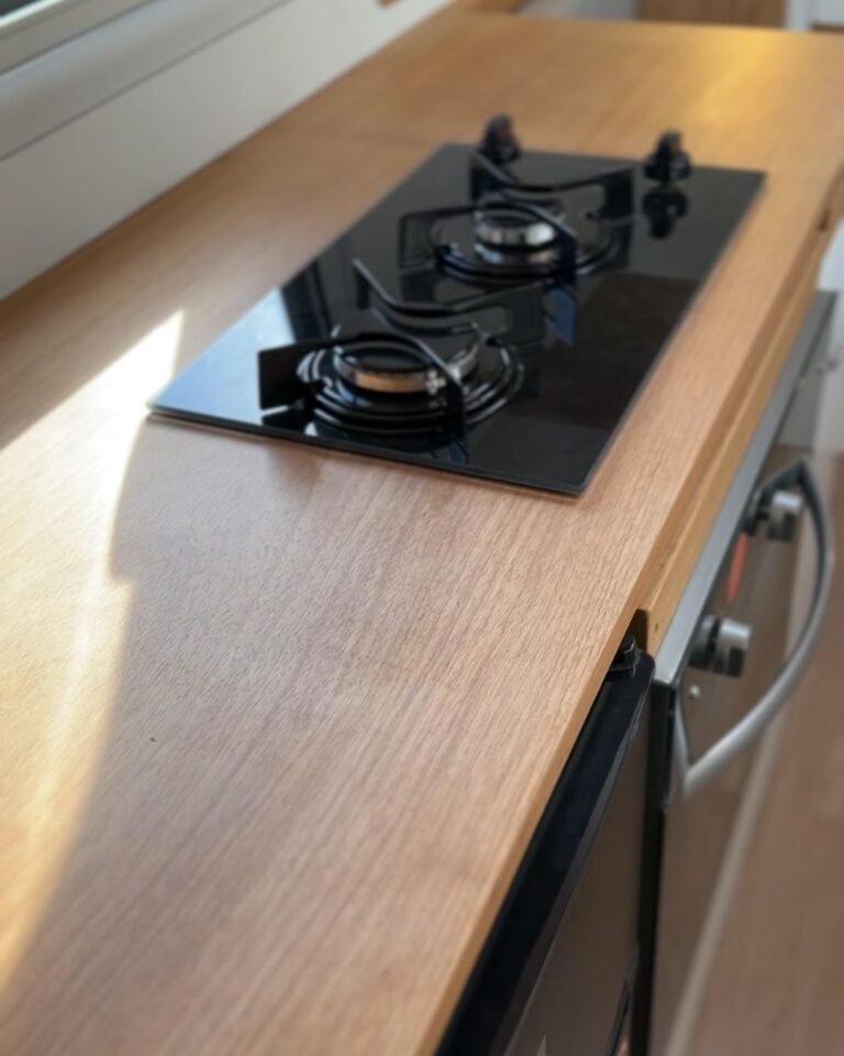 Motorhome Sprinter UP! Smart para família de 4 pessoas (29)